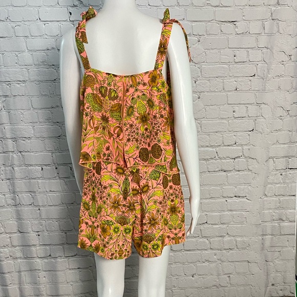 H&M FLORAL CREPE WOVEN FABRIC SHORT JUMPSUIT - Picture 9 of 12